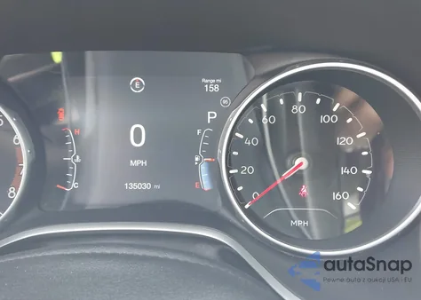 2019 Jeep Compass Altitude 4X4 z USA, uszkodzony, nr VIN 3C4NJDBB6KT723835